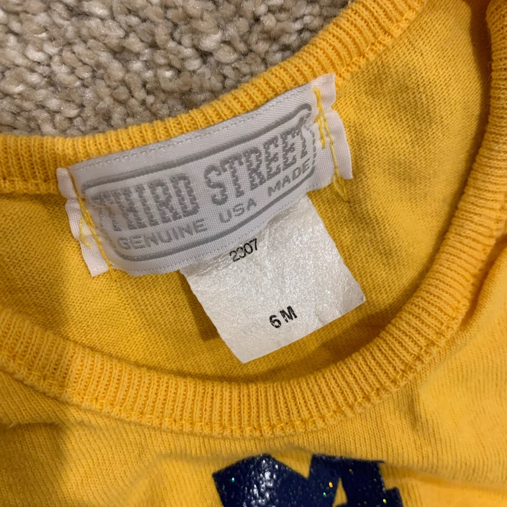 Michigan wolverines yellow dress for infant 6 mos - Picture 3 of 3
